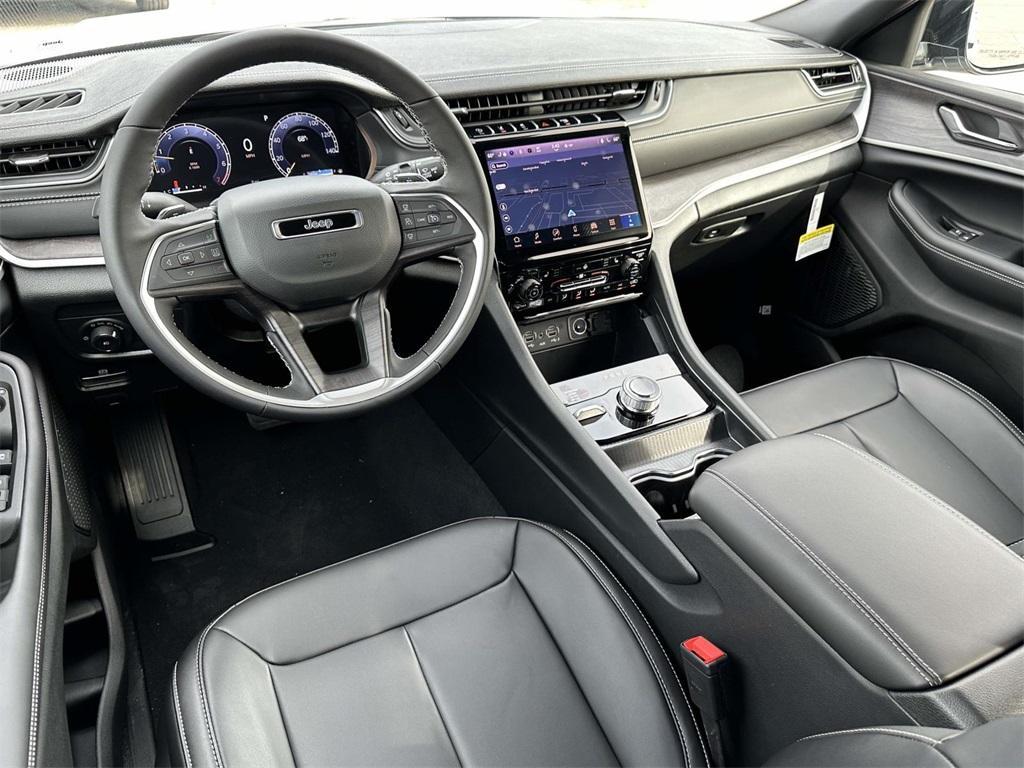 new 2025 Jeep Grand Cherokee L car, priced at $48,827