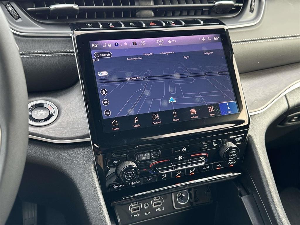 new 2025 Jeep Grand Cherokee L car, priced at $48,827