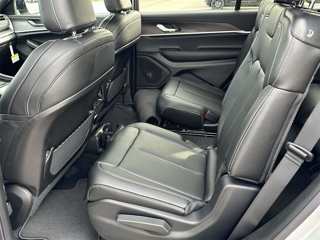 new 2025 Jeep Grand Cherokee L car, priced at $48,827
