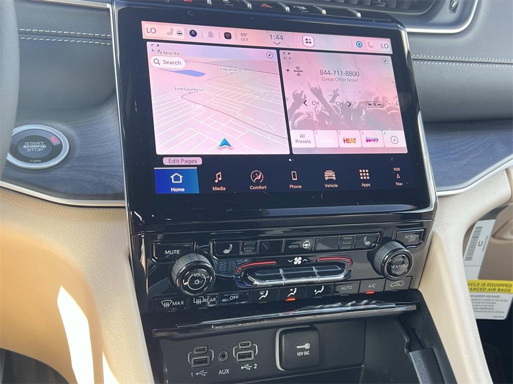 new 2025 Jeep Grand Cherokee car, priced at $46,867