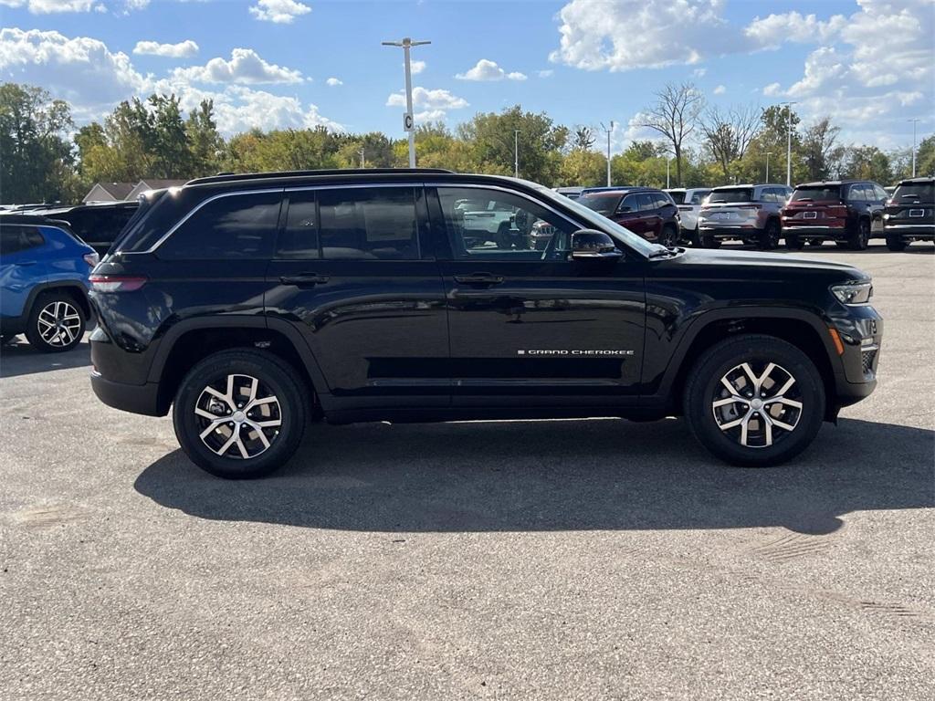 new 2025 Jeep Grand Cherokee car, priced at $46,867