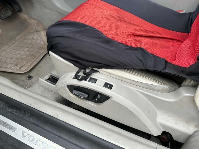 used 2008 Volvo C70 car, priced at $5,995