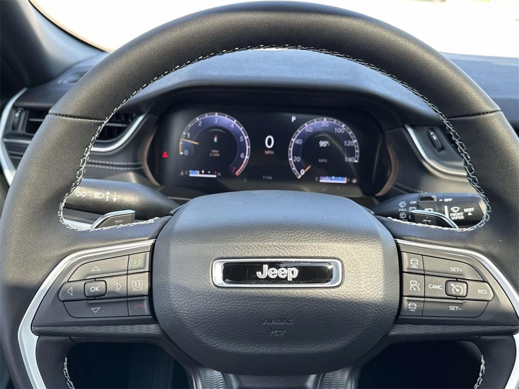 new 2025 Jeep Grand Cherokee L car, priced at $47,132