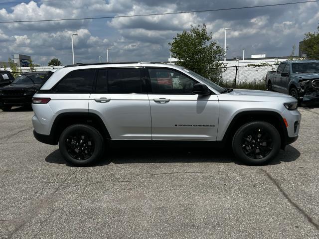 new 2024 Jeep Grand Cherokee L car, priced at $47,874