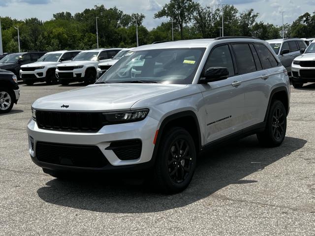 new 2024 Jeep Grand Cherokee L car, priced at $47,874