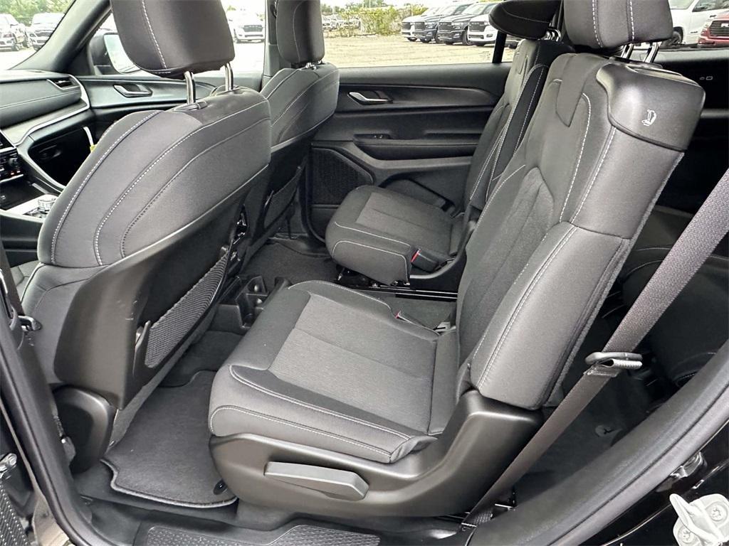 new 2025 Jeep Grand Cherokee L car, priced at $45,140