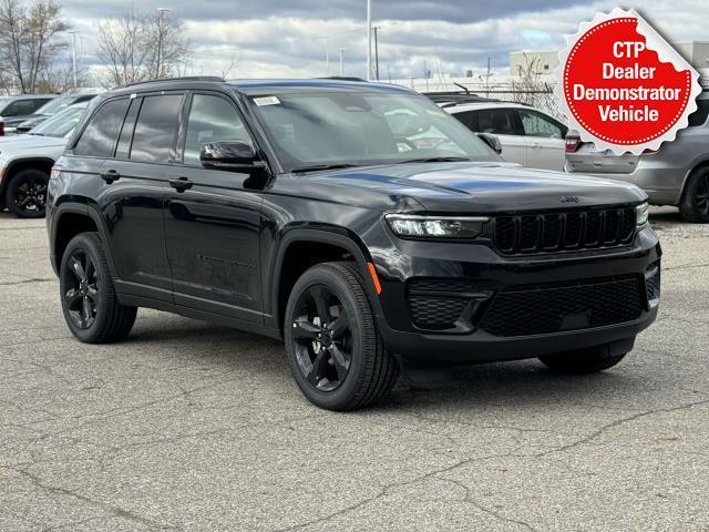 new 2025 Jeep Grand Cherokee car, priced at $46,864