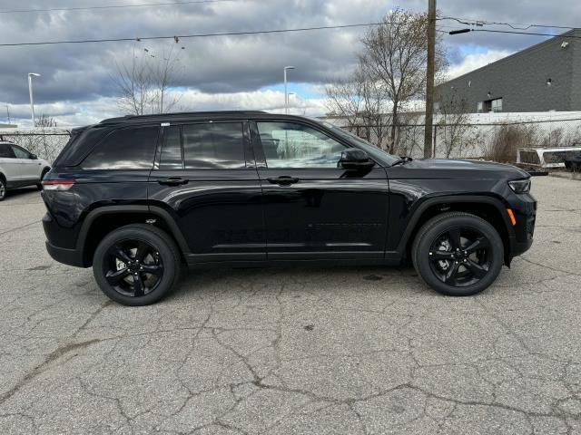 new 2025 Jeep Grand Cherokee car, priced at $46,864