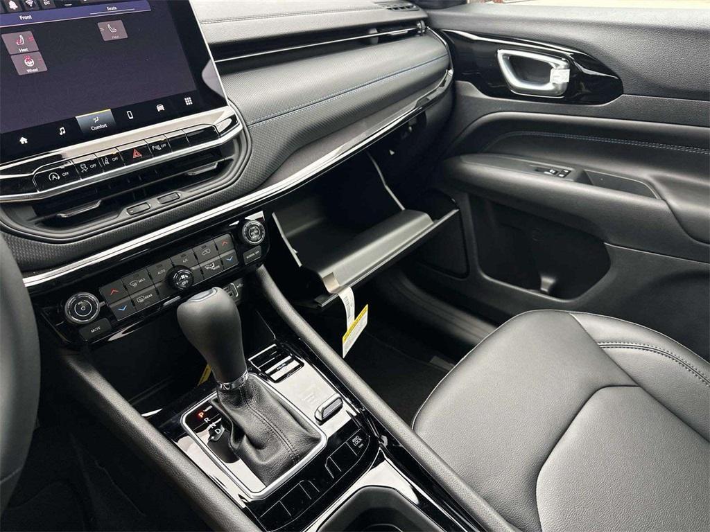 new 2026 Jeep Compass car, priced at $37,316