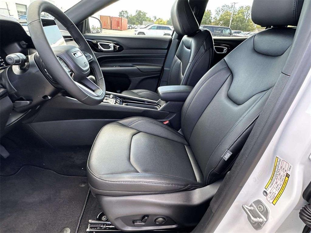 new 2026 Jeep Compass car, priced at $36,417