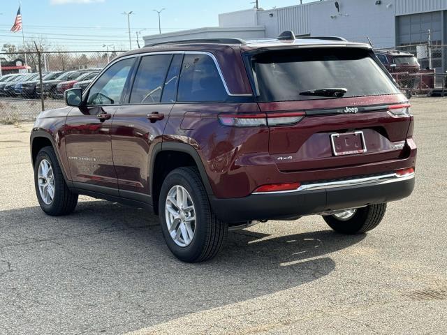 new 2025 Jeep Grand Cherokee car, priced at $43,082