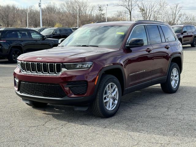 new 2025 Jeep Grand Cherokee car, priced at $43,082