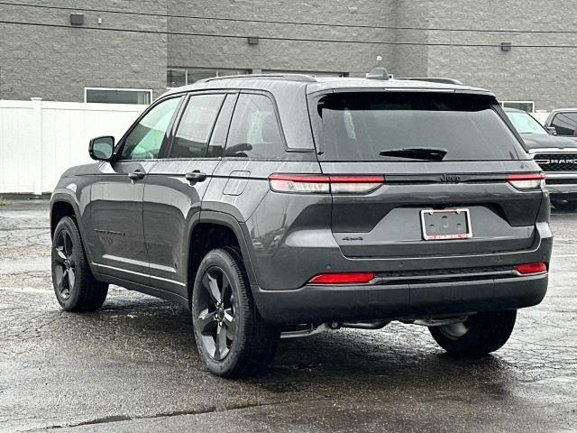 new 2025 Jeep Grand Cherokee car, priced at $47,063