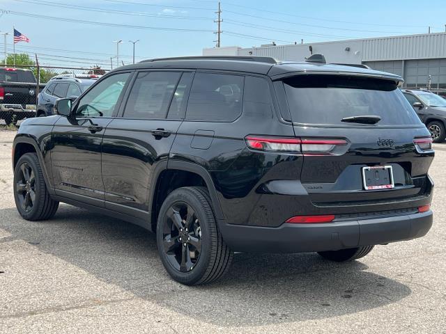 new 2024 Jeep Grand Cherokee L car, priced at $49,354