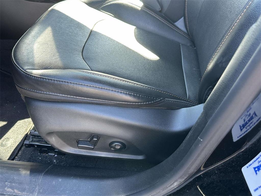 used 2020 Jeep Compass car, priced at $20,755