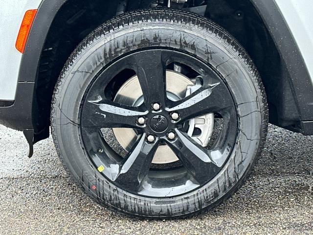 new 2025 Jeep Grand Cherokee L car, priced at $49,023