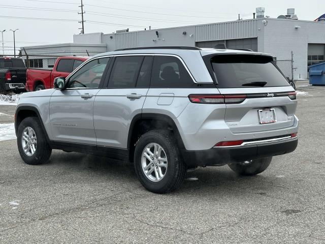 new 2025 Jeep Grand Cherokee car, priced at $42,406