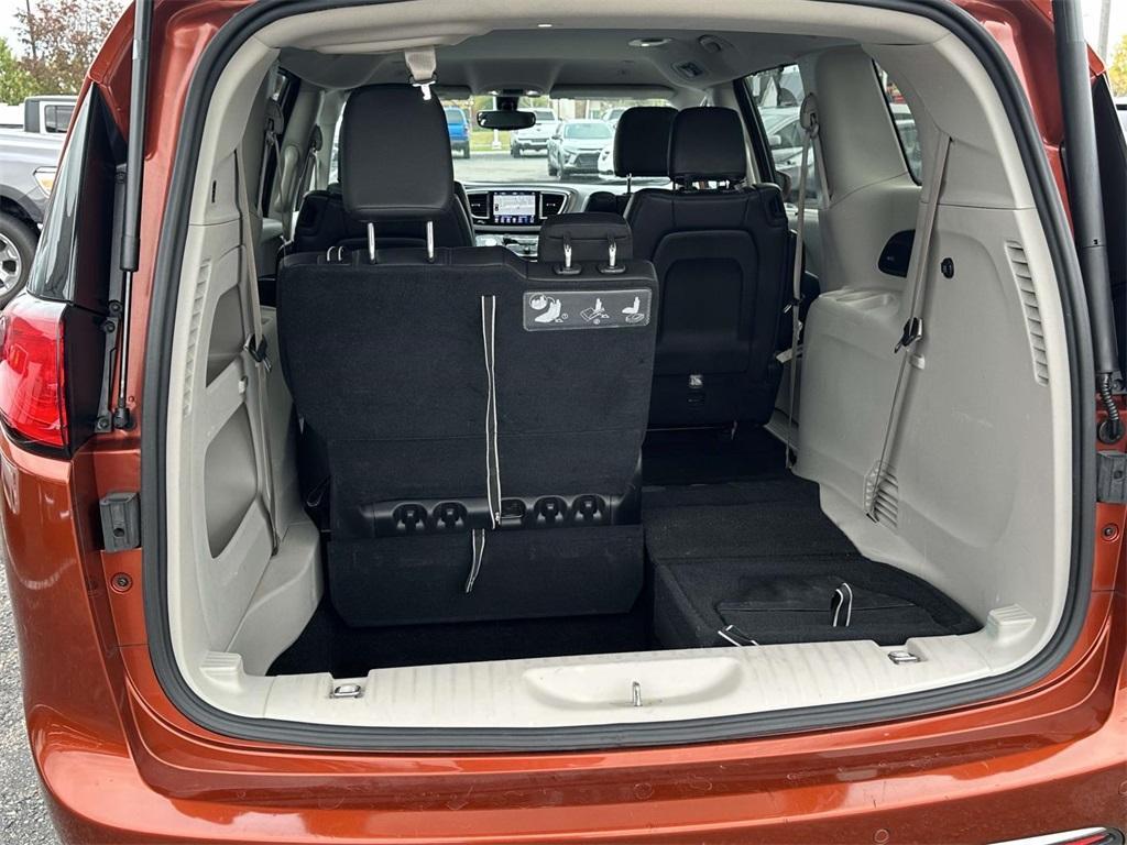 used 2018 Chrysler Pacifica car, priced at $17,995