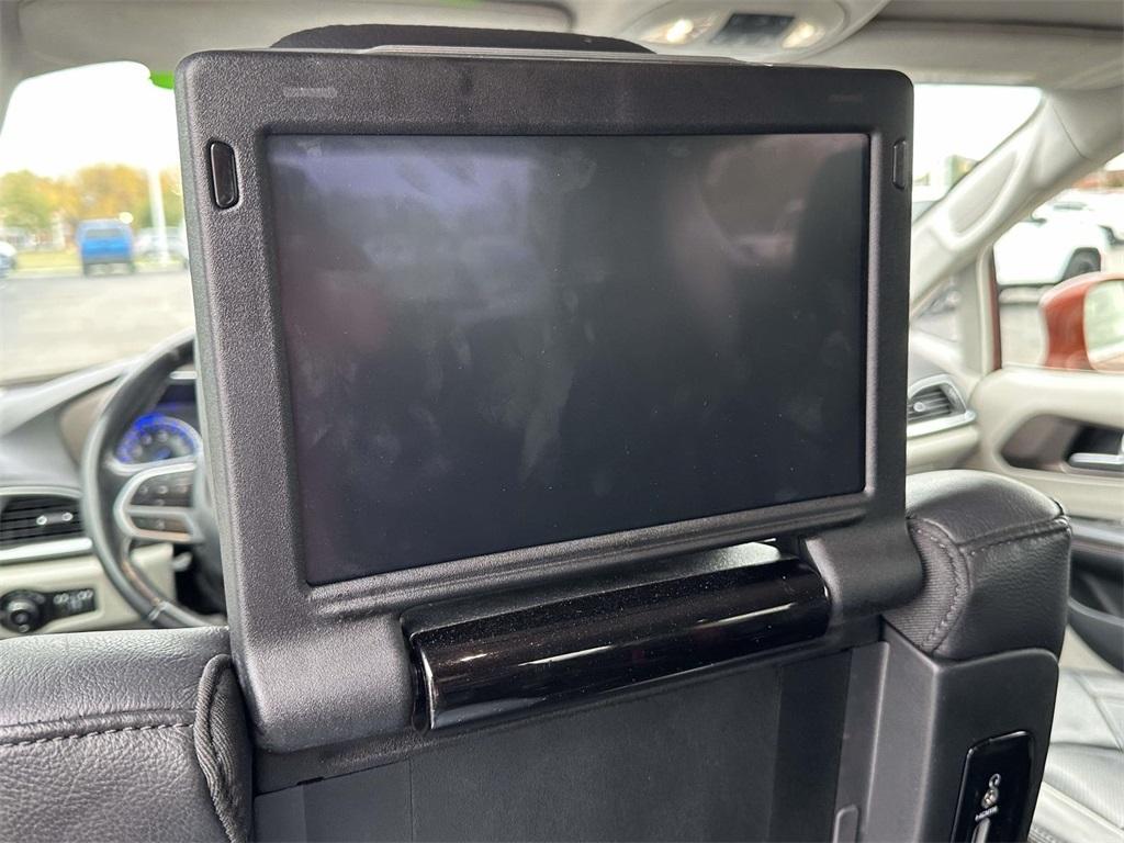 used 2018 Chrysler Pacifica car, priced at $17,995