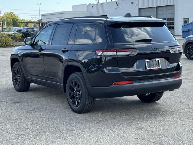 new 2025 Jeep Grand Cherokee car, priced at $45,384