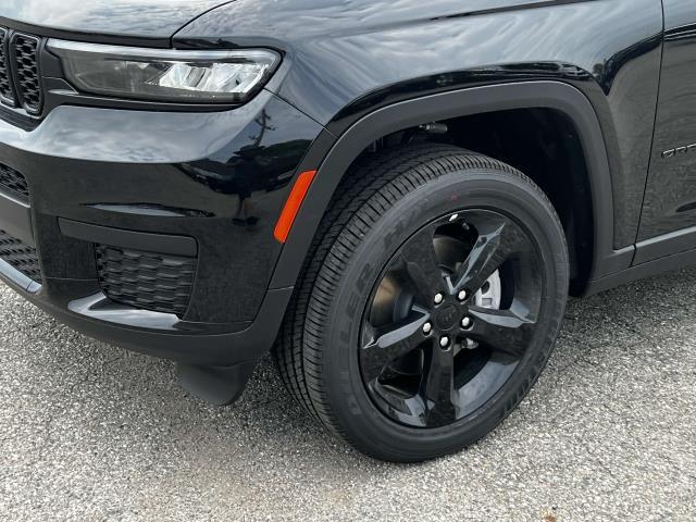 new 2024 Jeep Grand Cherokee L car, priced at $49,354