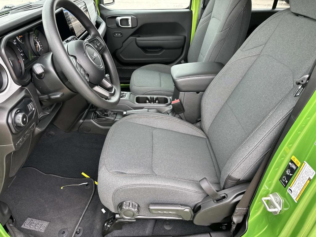 new 2026 Jeep Wrangler car, priced at $44,376