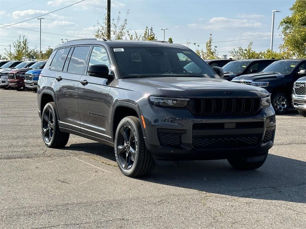 new 2025 Jeep Grand Cherokee L car, priced at $49,148