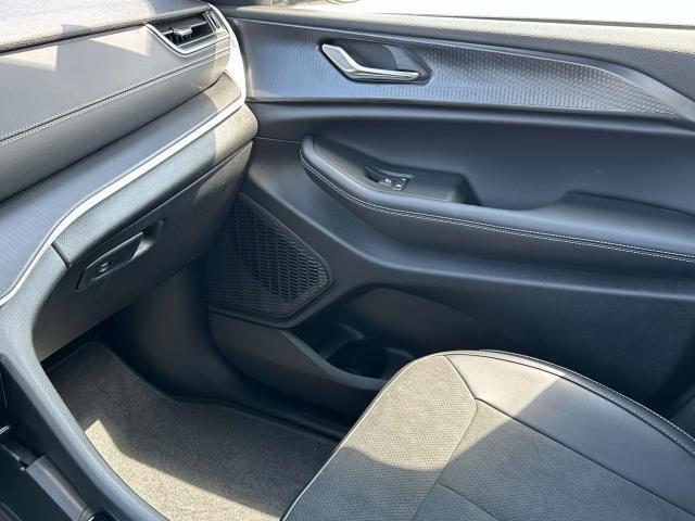 new 2025 Jeep Grand Cherokee L car, priced at $49,023