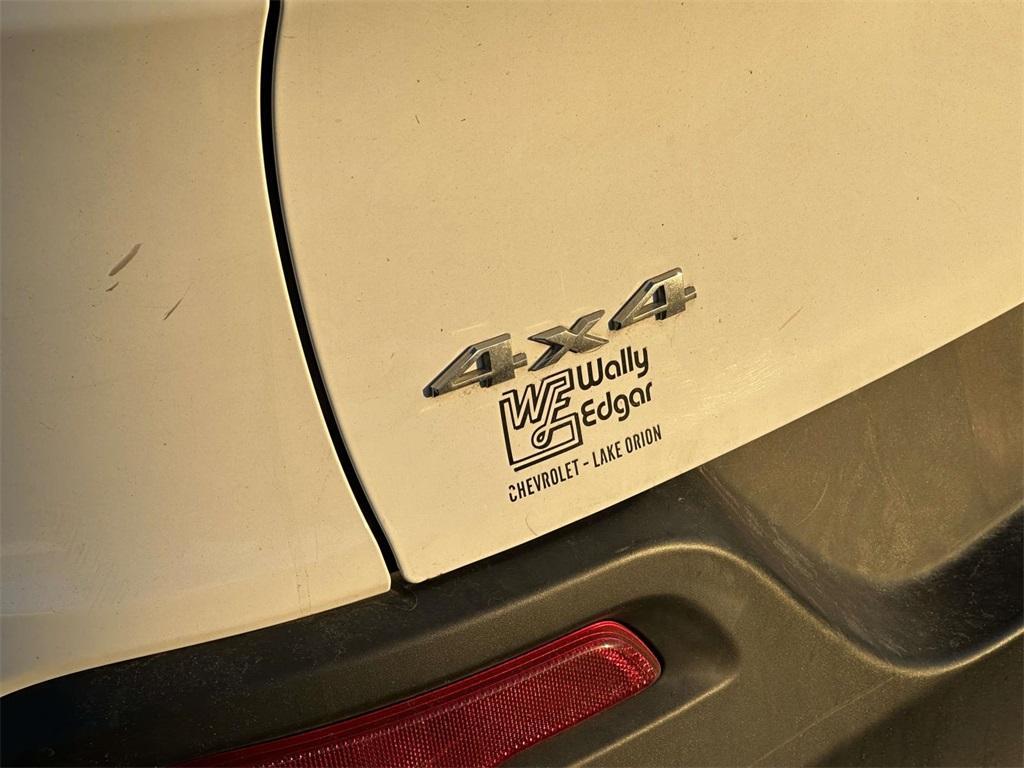 used 2014 Jeep Cherokee car, priced at $9,995