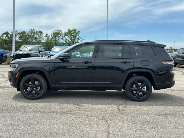 new 2025 Jeep Grand Cherokee L car, priced at $49,023