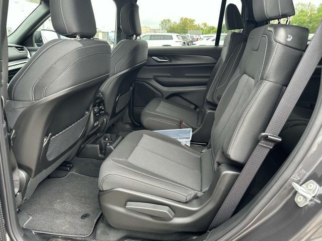 new 2025 Jeep Grand Cherokee L car, priced at $45,015