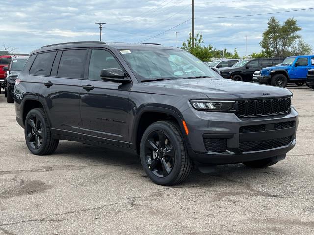 new 2024 Jeep Grand Cherokee L car, priced at $49,354