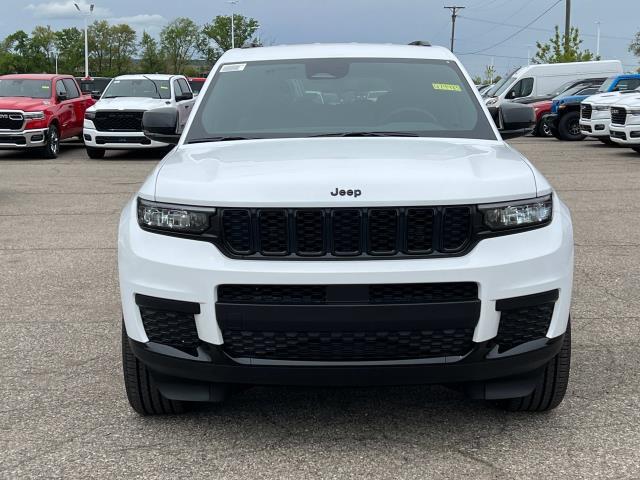 new 2024 Jeep Grand Cherokee L car, priced at $47,318