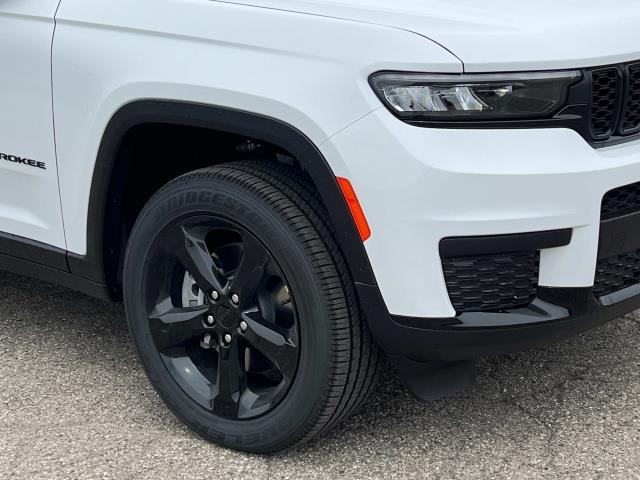 new 2024 Jeep Grand Cherokee L car, priced at $47,318