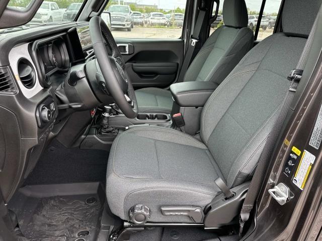 new 2025 Jeep Wrangler car, priced at $62,841