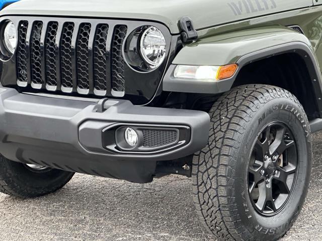 used 2021 Jeep Gladiator car, priced at $32,995