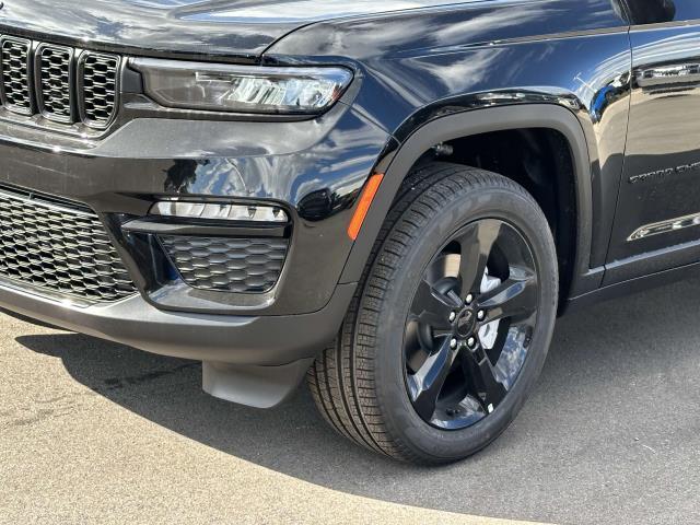 new 2025 Jeep Grand Cherokee car, priced at $52,857