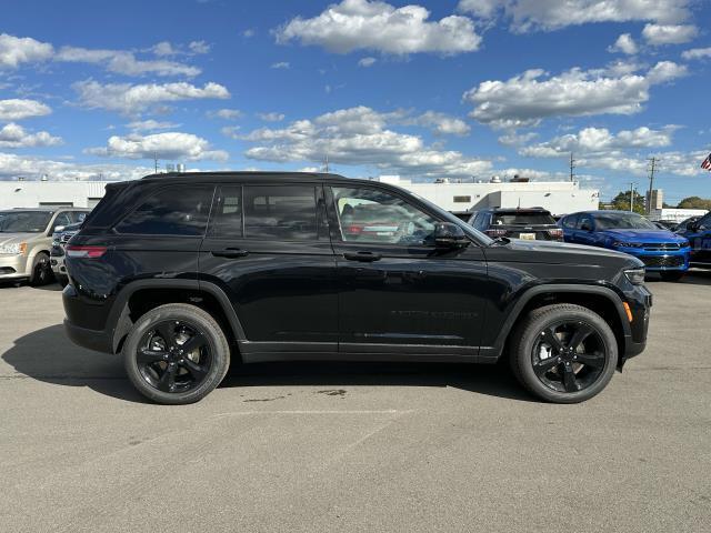 new 2025 Jeep Grand Cherokee car, priced at $52,857