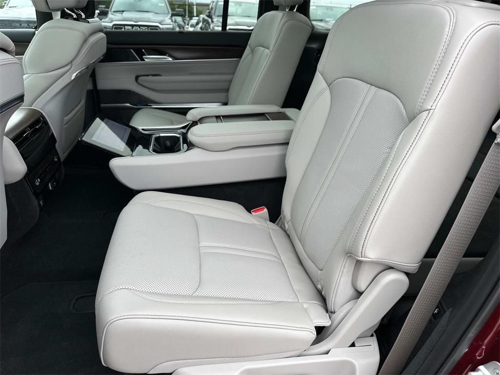 new 2025 Jeep Grand Wagoneer car, priced at $84,327
