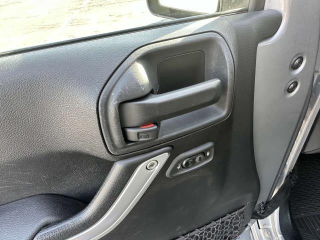 used 2014 Jeep Wrangler Unlimited car, priced at $12,769