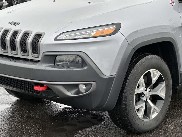 used 2014 Jeep Cherokee car, priced at $10,995