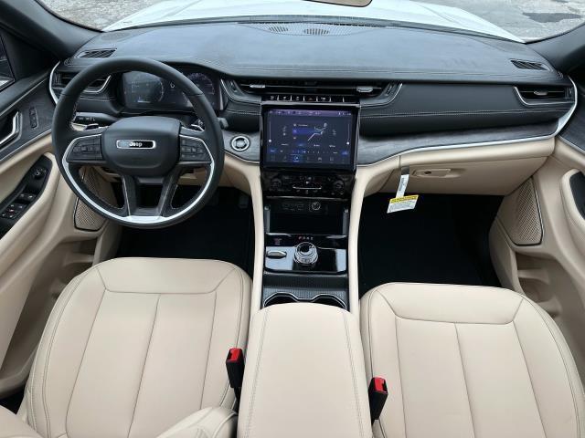 new 2025 Jeep Grand Cherokee car, priced at $53,326