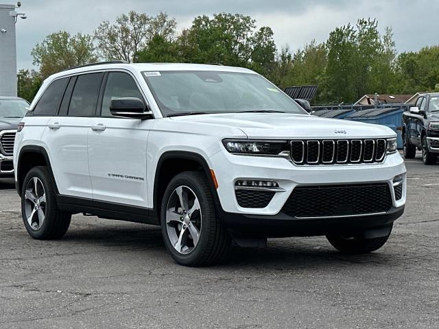 new 2025 Jeep Grand Cherokee car, priced at $53,326