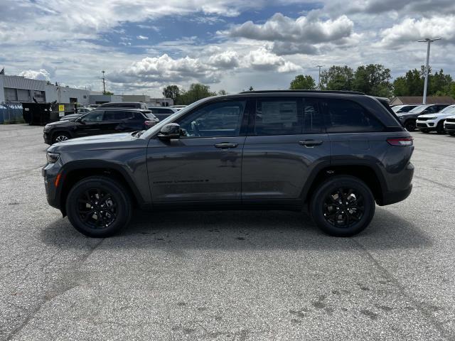 new 2024 Jeep Grand Cherokee car, priced at $45,914