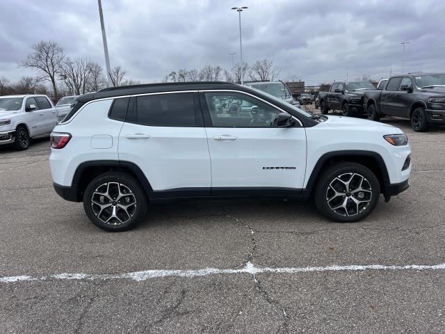 new 2025 Jeep Compass car, priced at $33,562