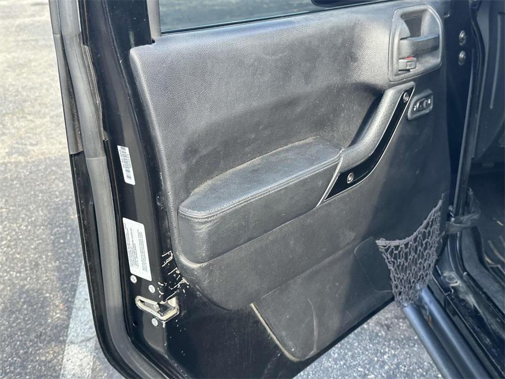 used 2015 Jeep Wrangler Unlimited car, priced at $18,995