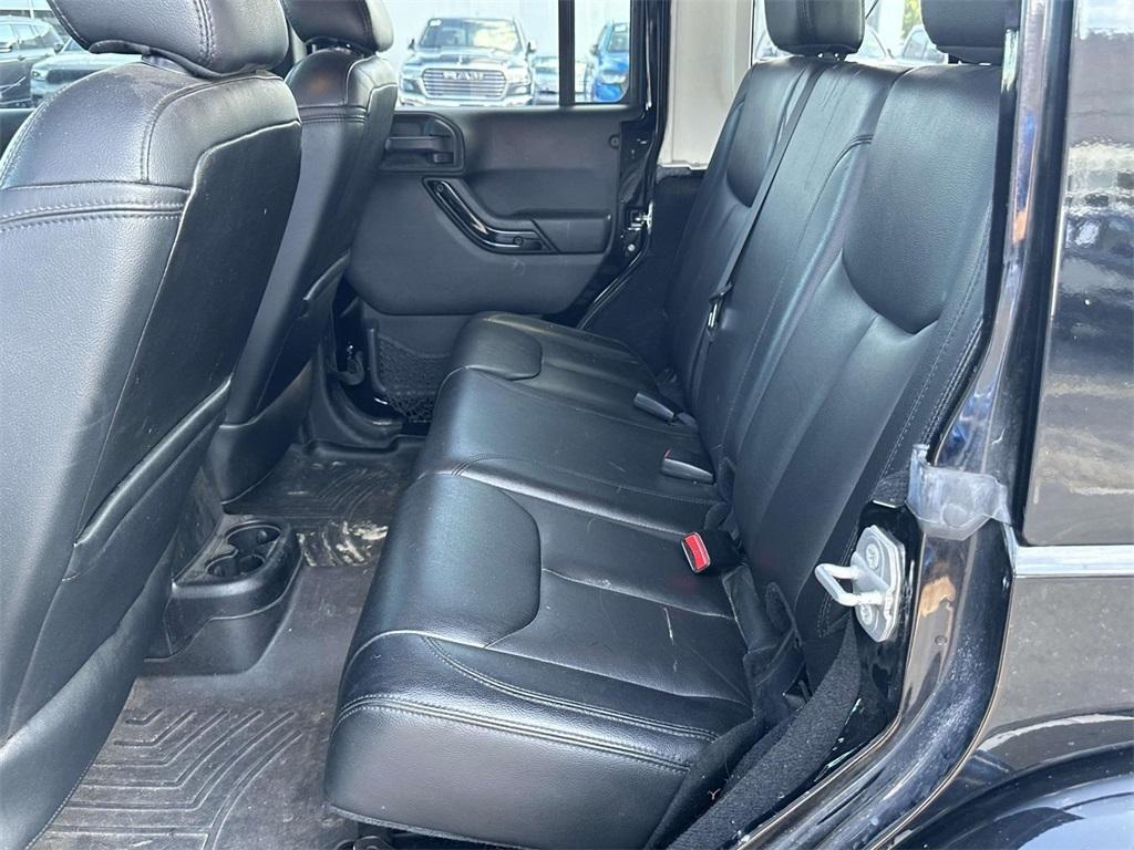used 2015 Jeep Wrangler Unlimited car, priced at $18,995