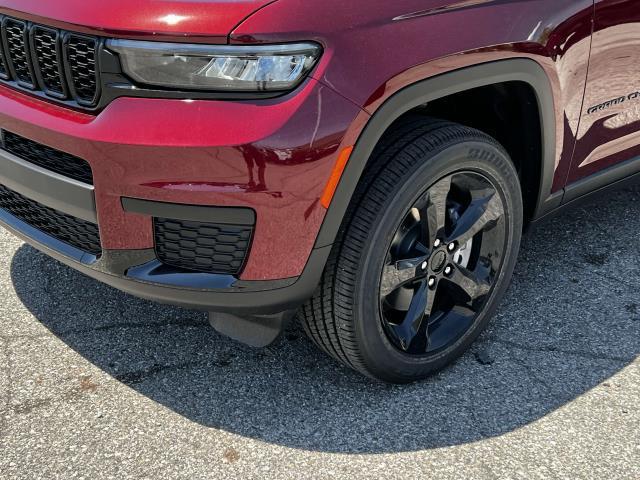 new 2024 Jeep Grand Cherokee L car, priced at $49,175