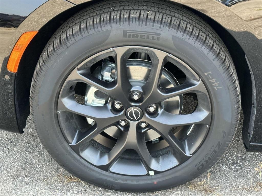 new 2026 Chrysler Pacifica car, priced at $52,233