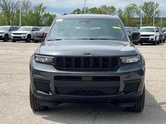 new 2024 Jeep Grand Cherokee L car, priced at $47,854